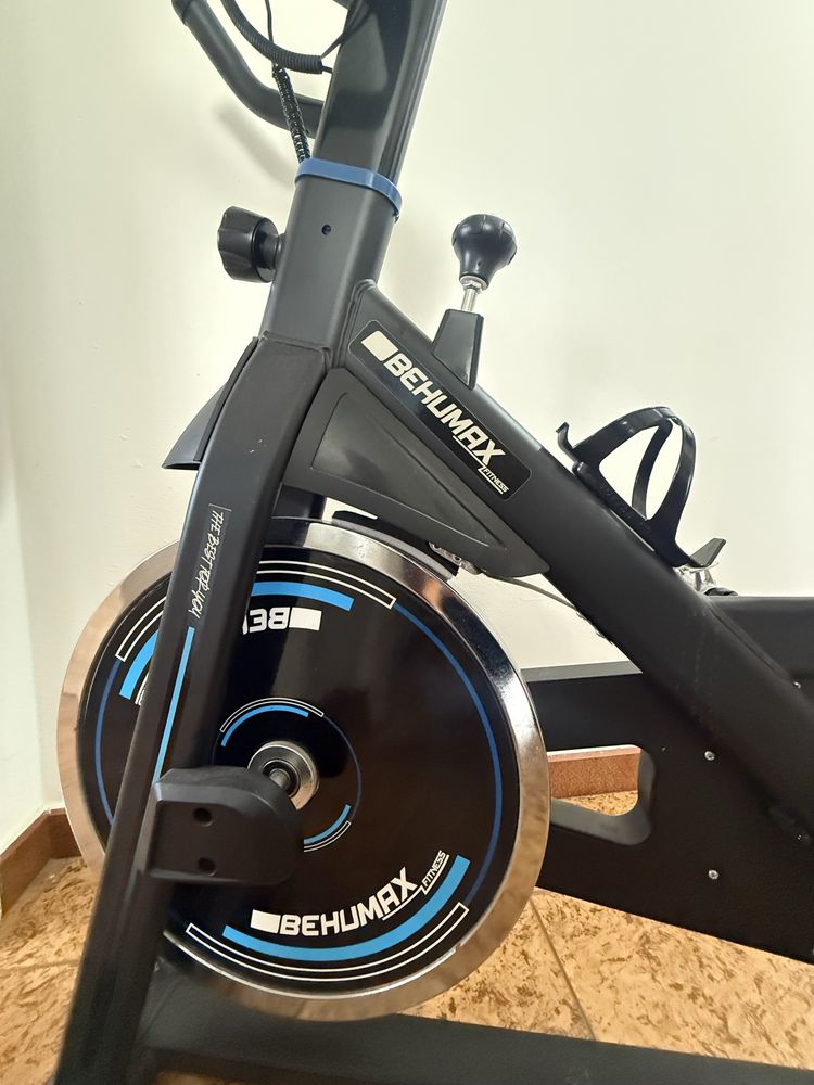 Bicicleta indoor Behumax Extreme Fit 1500