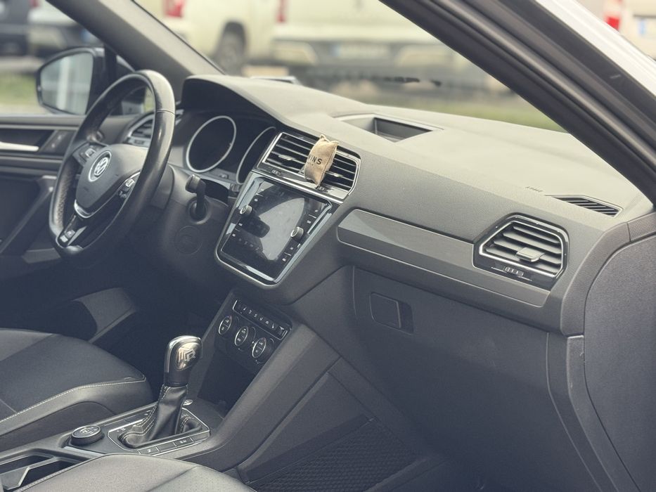 Volkswagen Tiguan R line