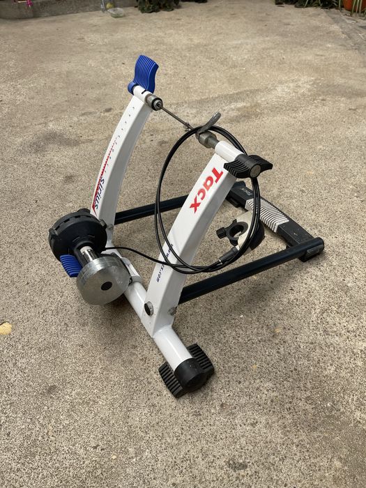 Rolo de treino de bicicleta