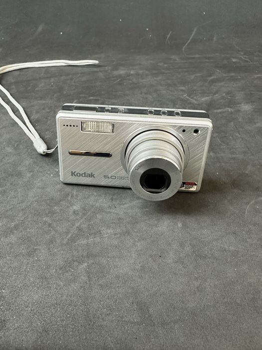 Kodak V530 – цифровий фотоапарат, відмінний стан