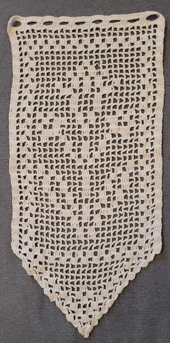 Zazdroska/ ozdoba okna małego okna/drzwi 21x42  ręcznie dziergana