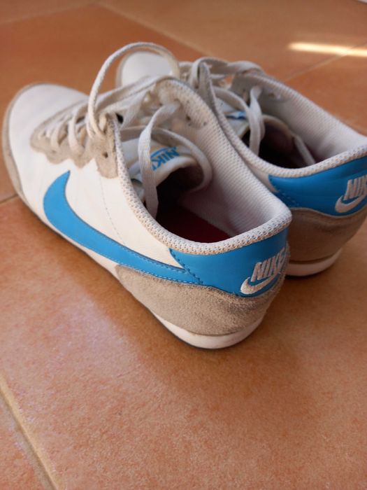 Ténis Nike modelo vintage