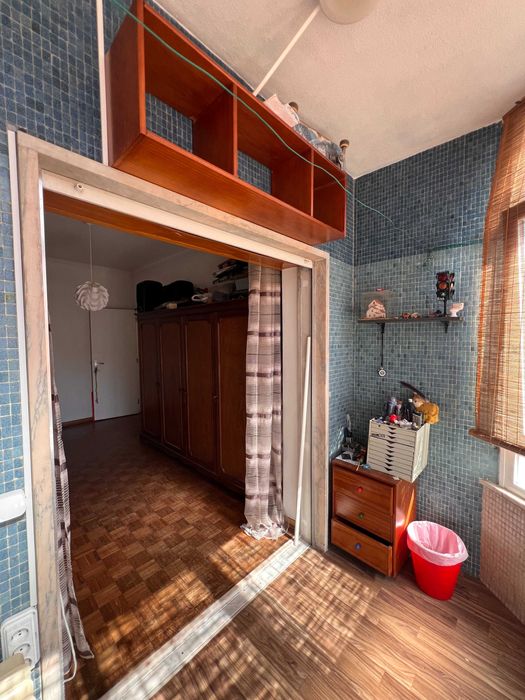 Apartamento T3 c/elevador no centro do Laranjeiro pronto a habitar!