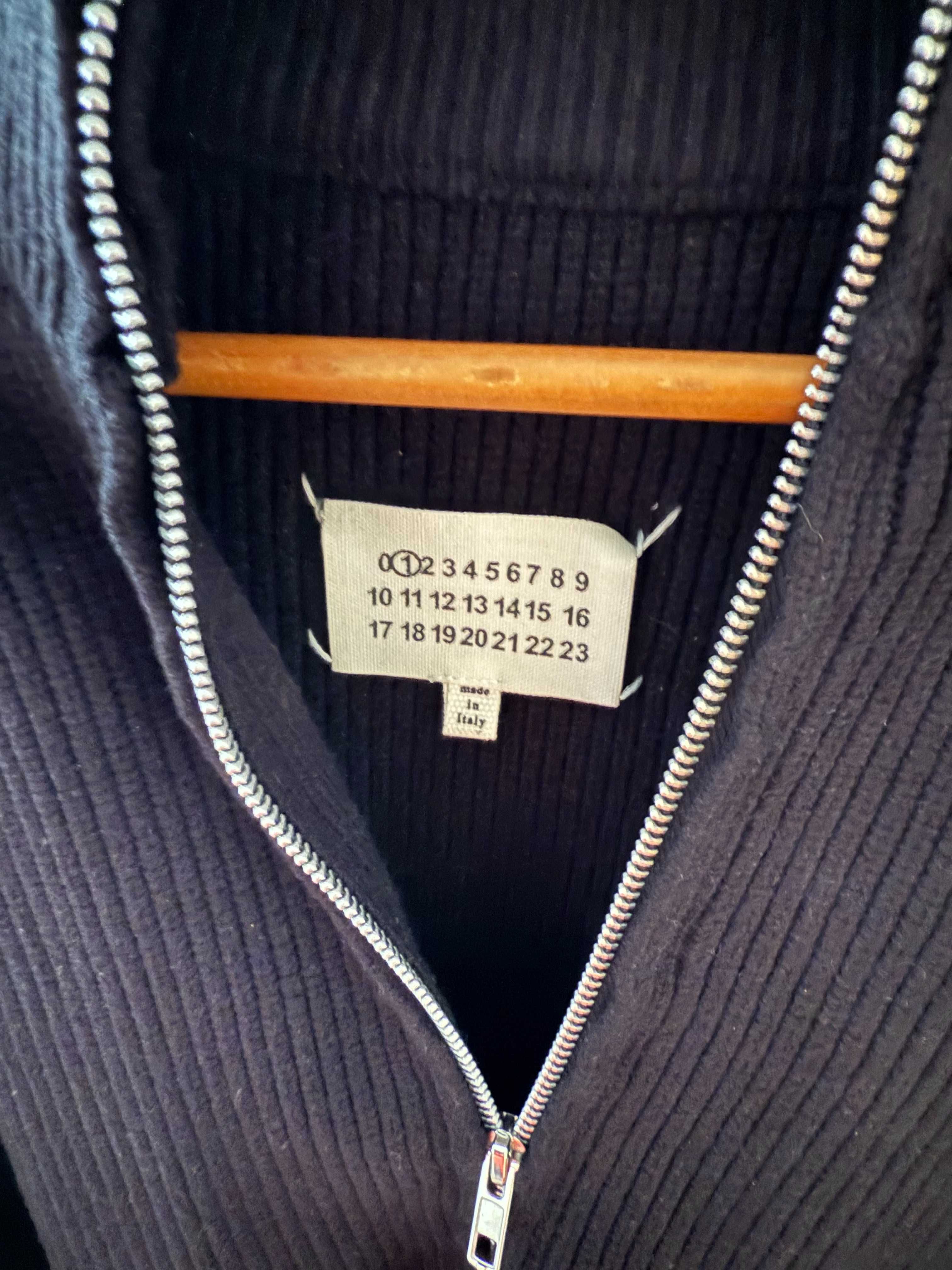 Светр в стилі Maison Margiela