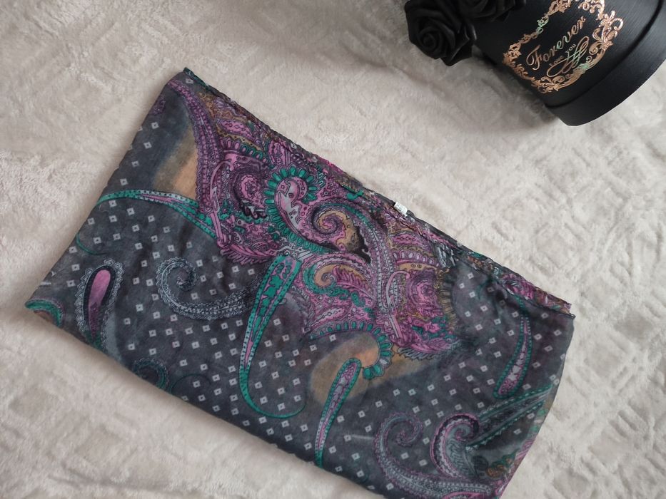 Wzorzyste apaszka z wiskozy