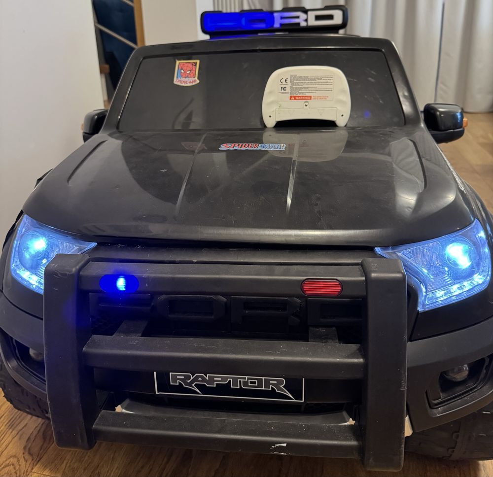 POLICJA duży pojazd na akumulator FORD RANGER