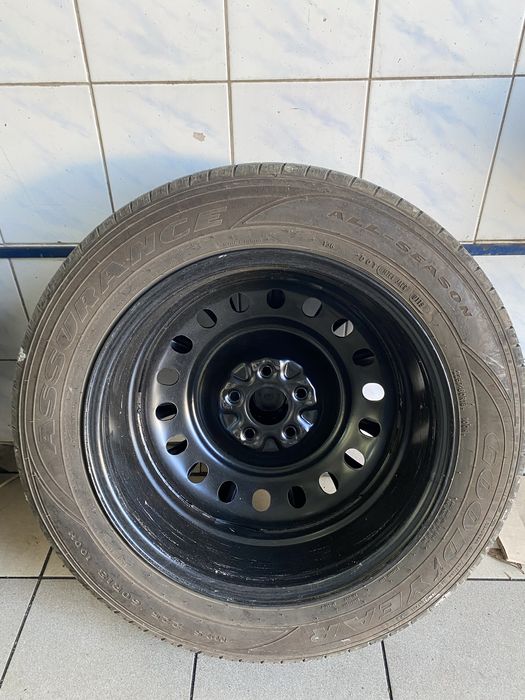 Колеса стальні новіштампи 114,3 R18 225/60 GOODYEAR ET38 Зима Зимние