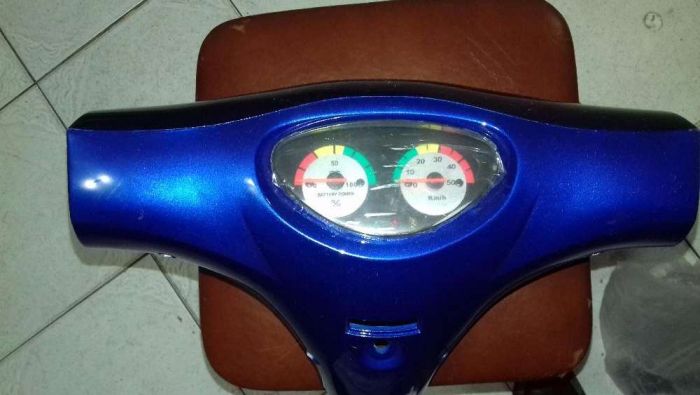 Bicicleta elétrica Velocímetro farol piscas