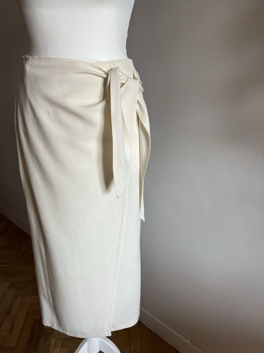 Spódnica midi zółta
