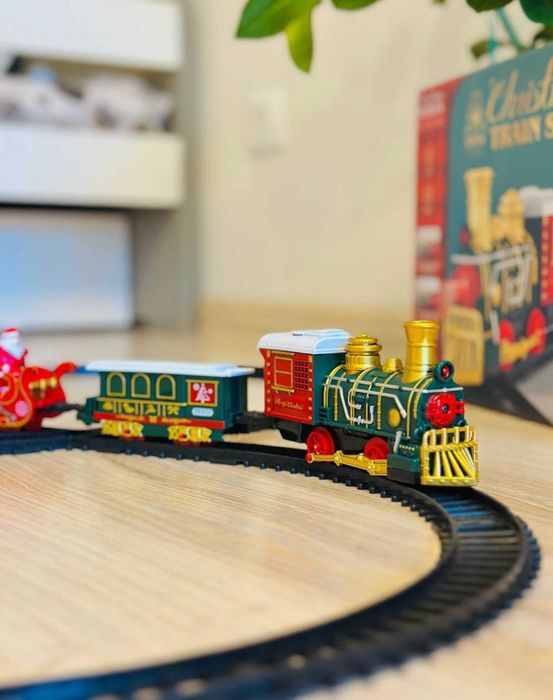 Потяг Різдвяний залізниця залізна дорога поїзд з трьома вагонами ТОП