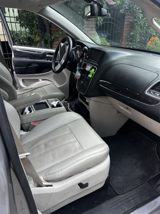 T&C 2014 Chrysler