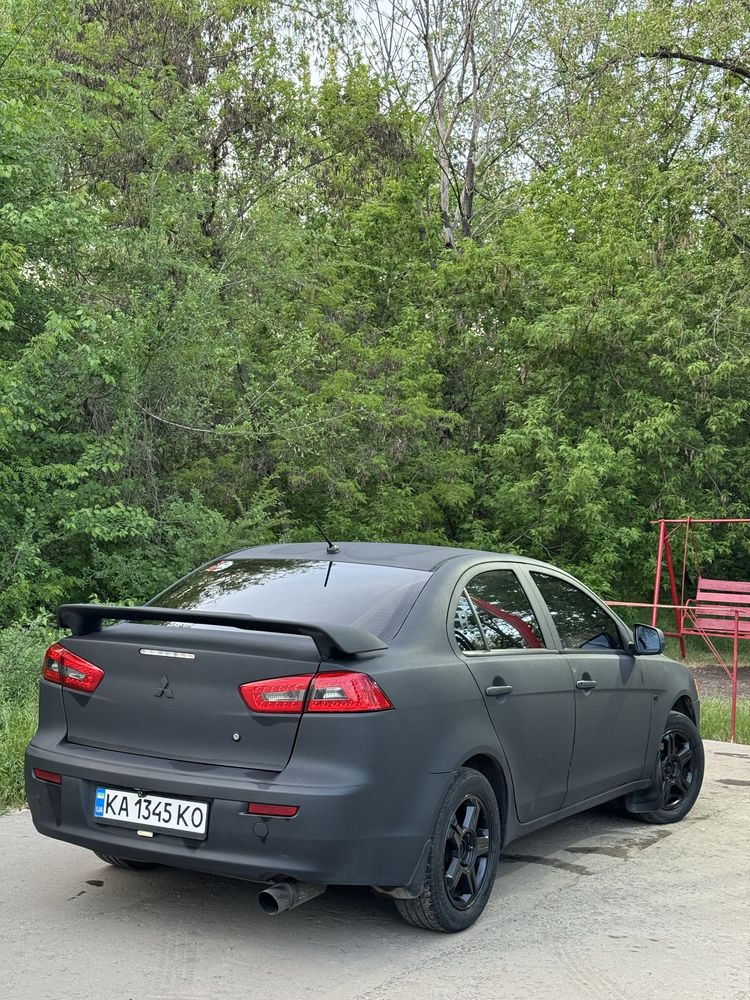 Mitsubishi Lancer Х 1.5 газ-бензин МКПП