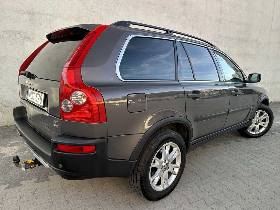 VOLVO XC90 2.5T 210PS AWD SUMMUM Bi-Xenon Skóra 7os Hak PDC 18" WZÓR !