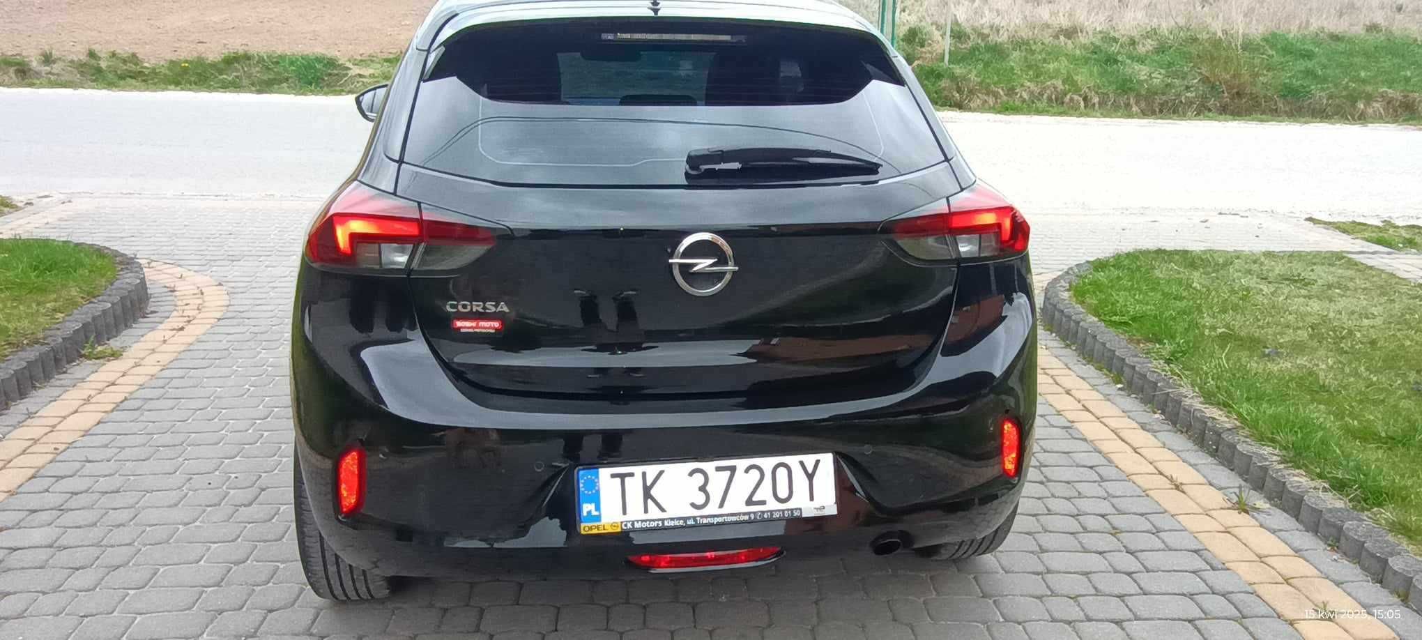 CORSA 1.5 dti BLACK bardzo ładna .