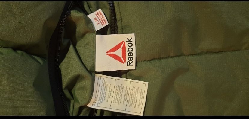 Reebok куртка  мужская , оригинал