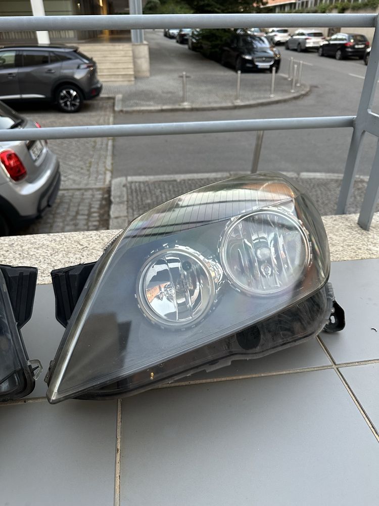 Óticas Frontais Originais Opel Astra H