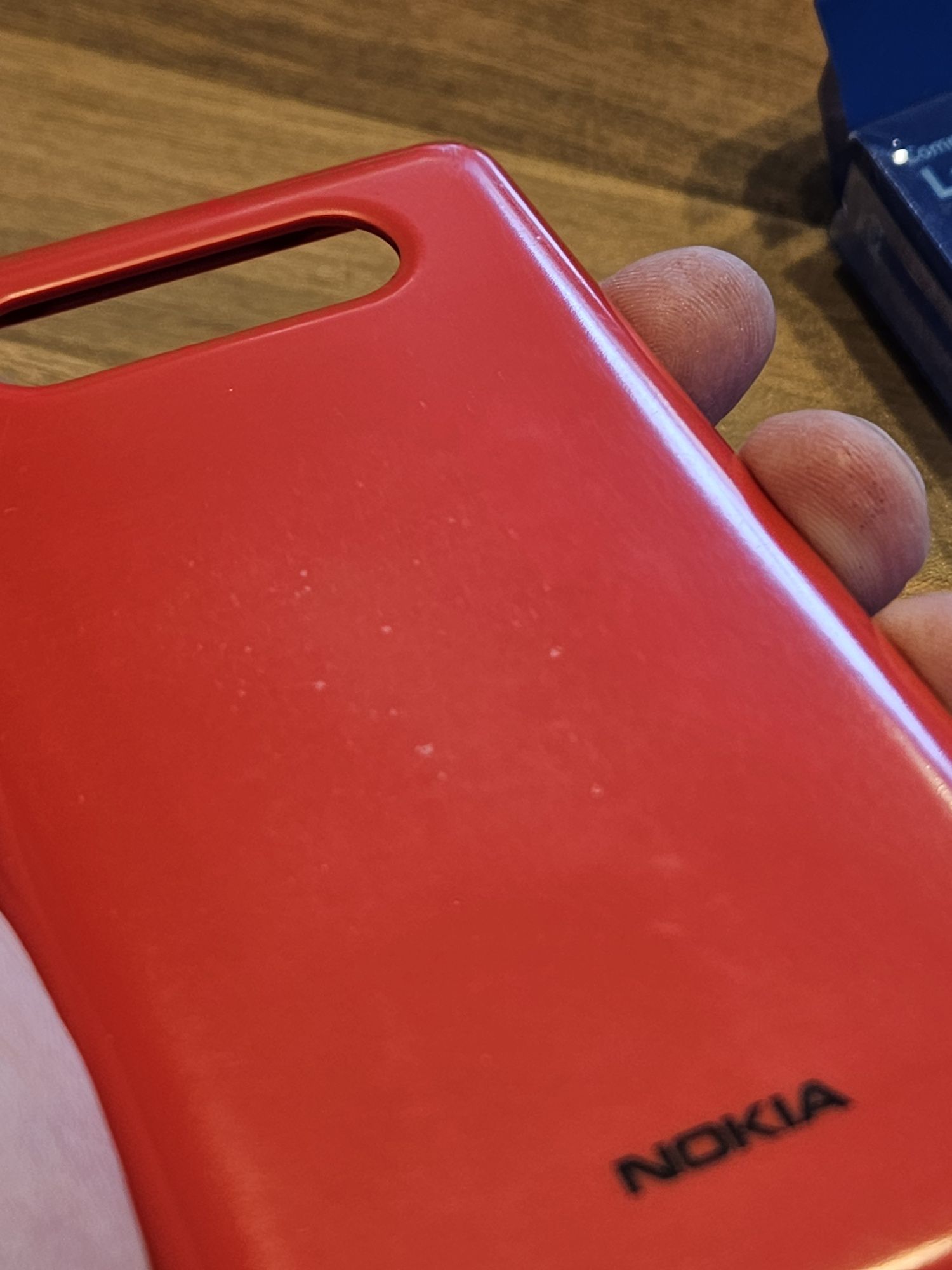 Etui Nokia CC-3041 do Nokia Lumia 820 czerwony bezprzewodowe ładowanie
