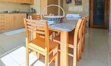 Mesa cozinha em granito + 8 cadeiras