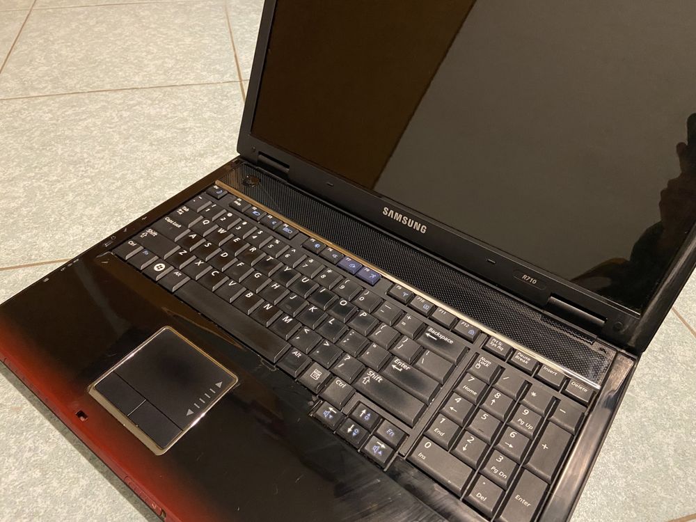 Laptop Samsung R710 + ładowarka