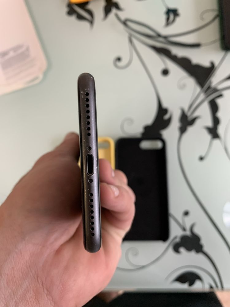 Iphone 8+ 64gb black