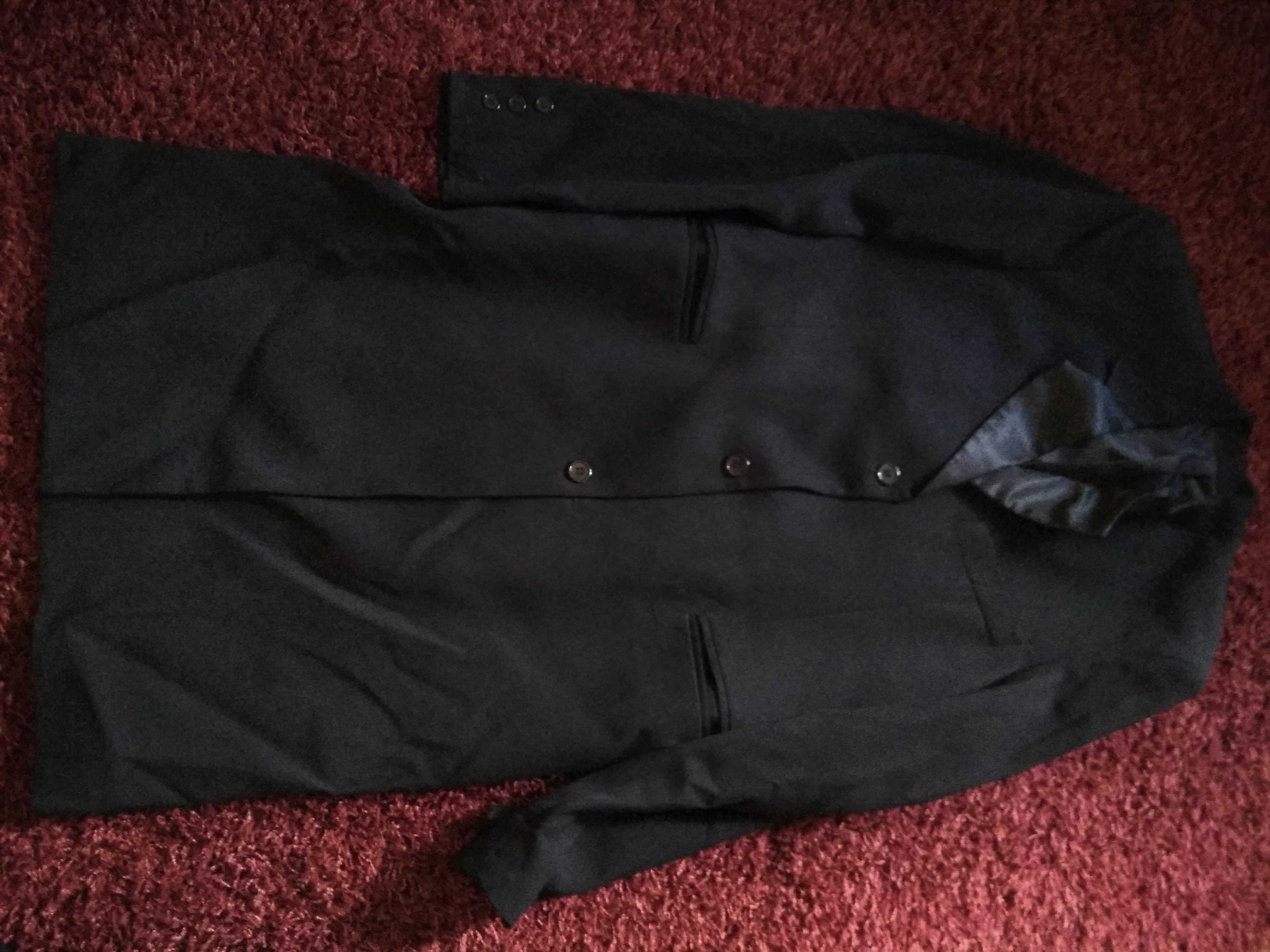 Traje académico masculino com 3 peças (em conjunto ou individual)