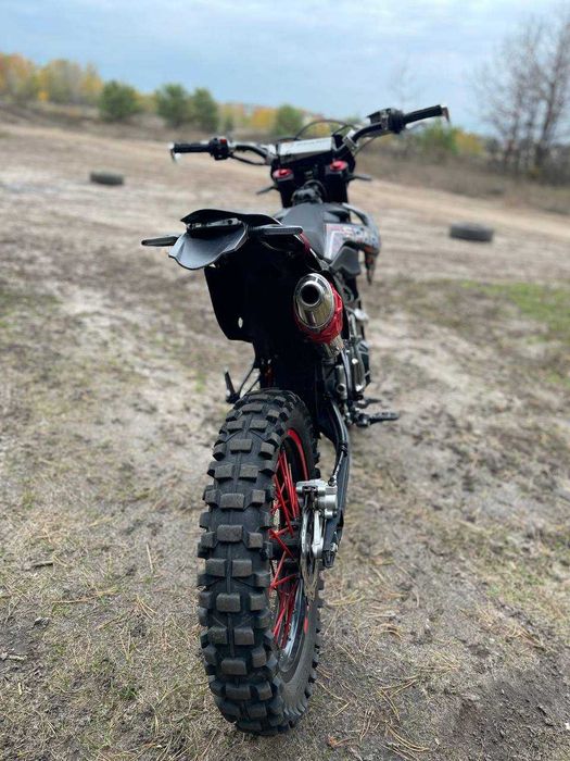 Продам эндуро мотоцикл Spark SP250-P2