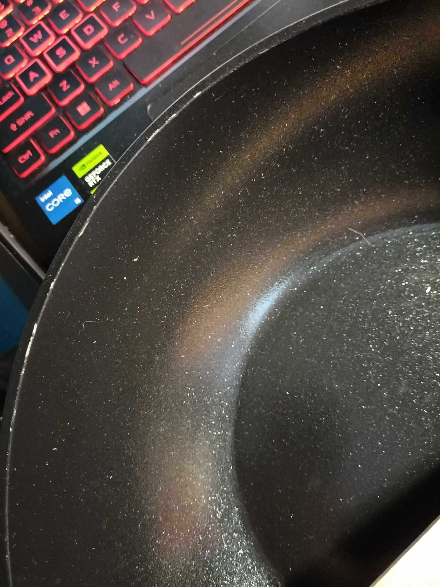 Russell Hobbs Wok, Ø 28 cm, z aluminium z recyklingu