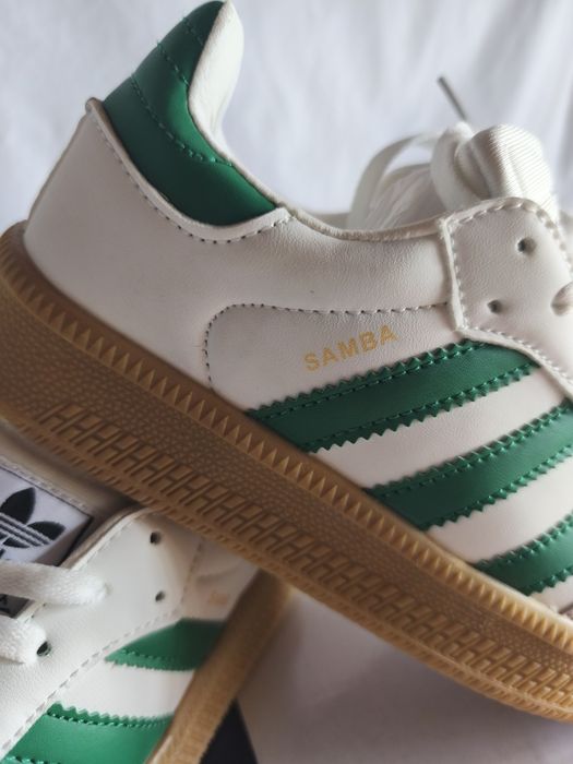 Sapatilhas adidas samba