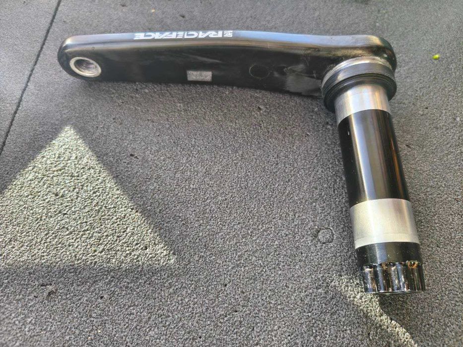 Карбоновые шатуны RaceFace next SL 175mm с кареткой BB30