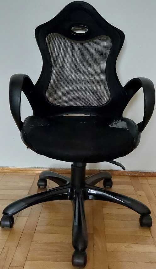 Krzesło biurowe dla dorosłego