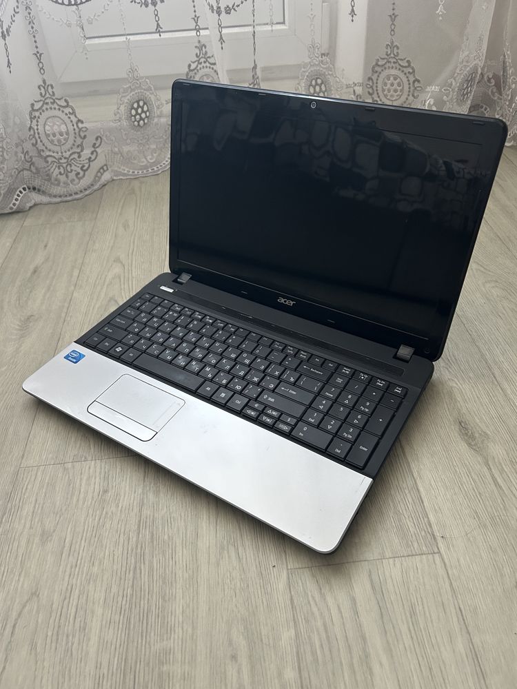 Ноутбук Acer Aspire E1-531