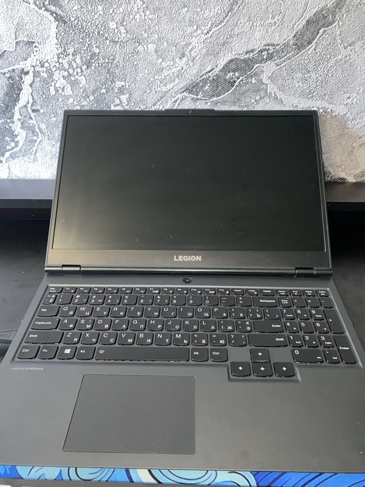 Ноутбук Lenovo legion 5 1660TI