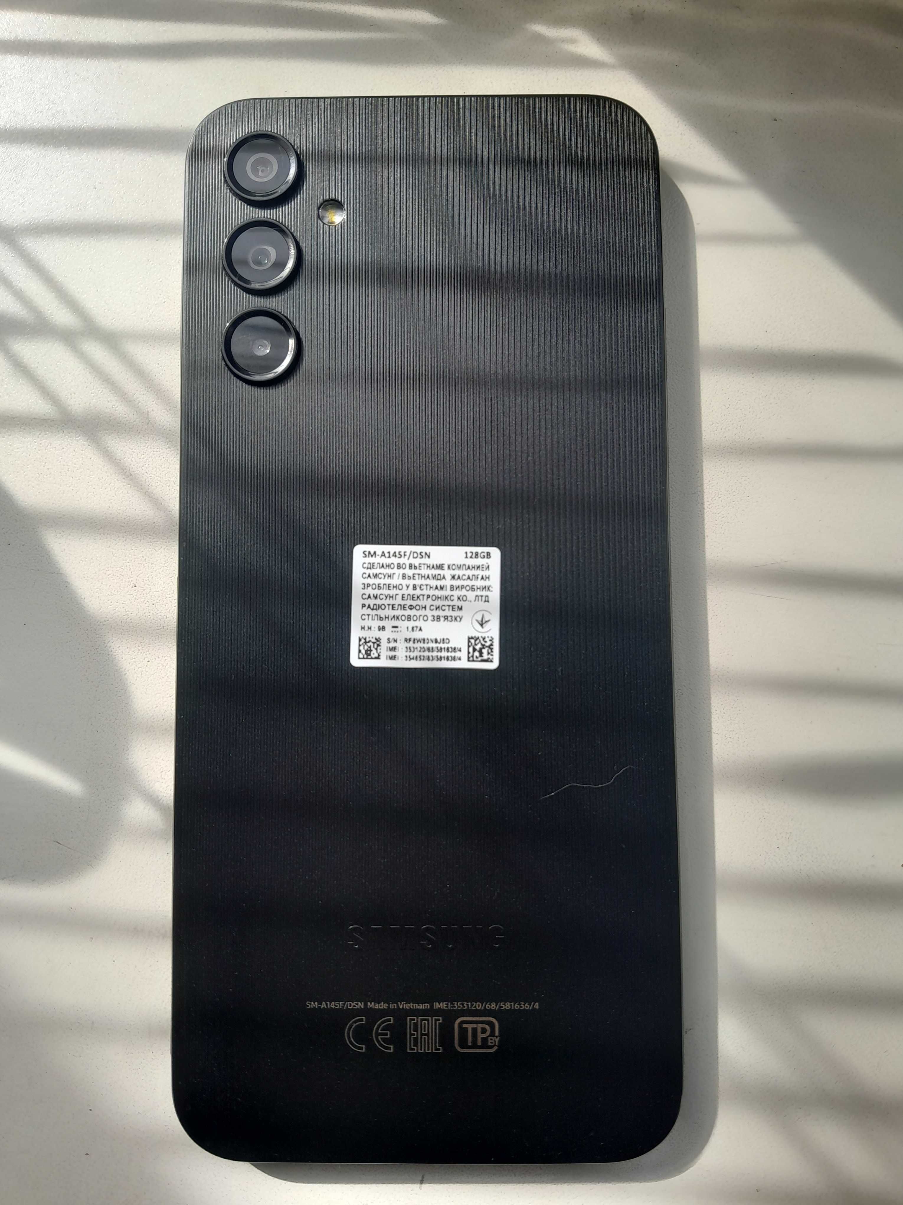 Продам Samsung A14 128gb. Состояние нового телефона.