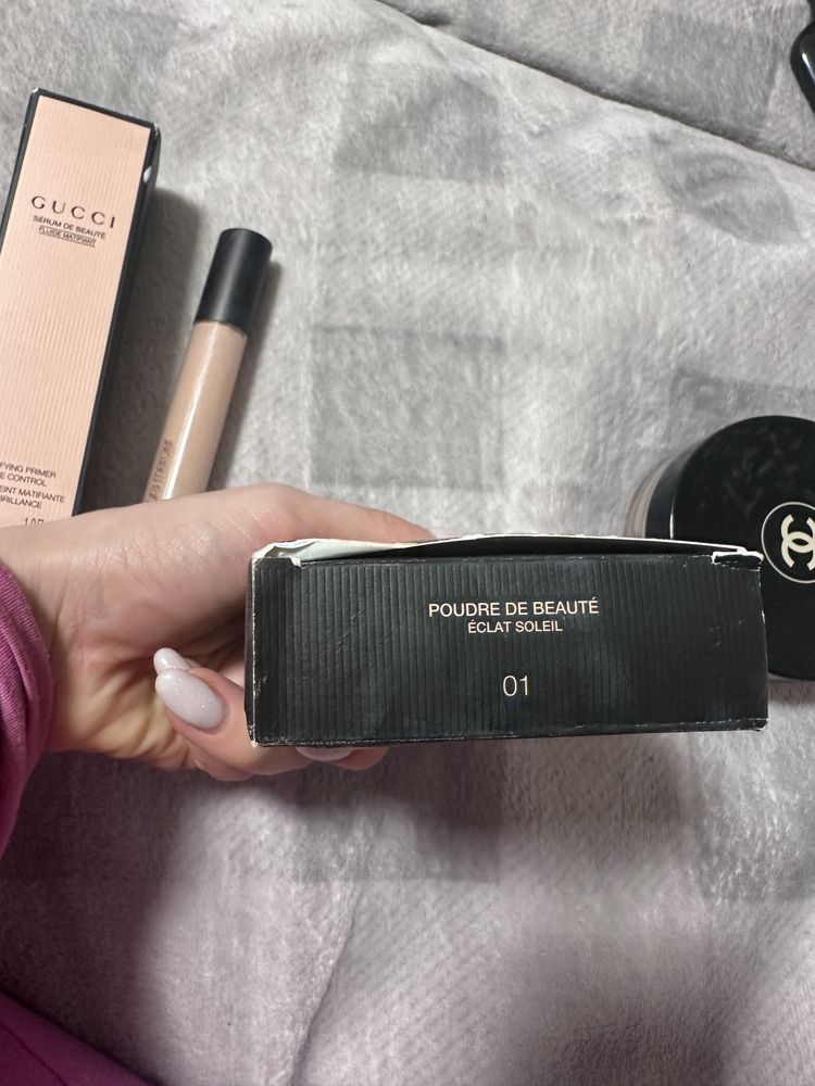 Gucci кушон, laura mercier консилер chanel бронзер