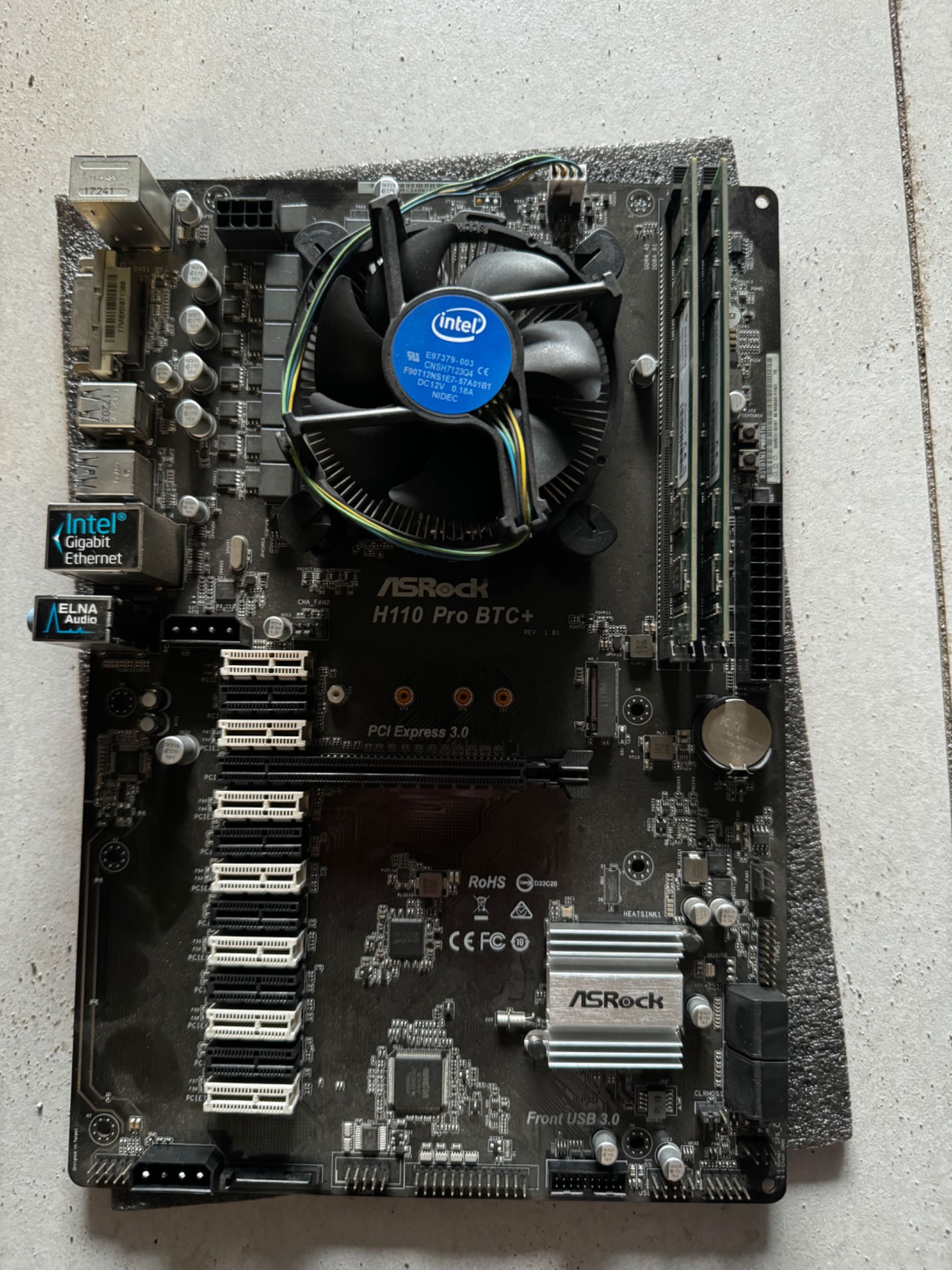 ASRock H110 pro btc+ + INTEL Pentium G4400 + 2x DDR4 4gb 2400