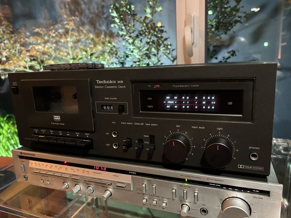 Deck de cassetes Technics M8, em otimo estado, todo revisto.