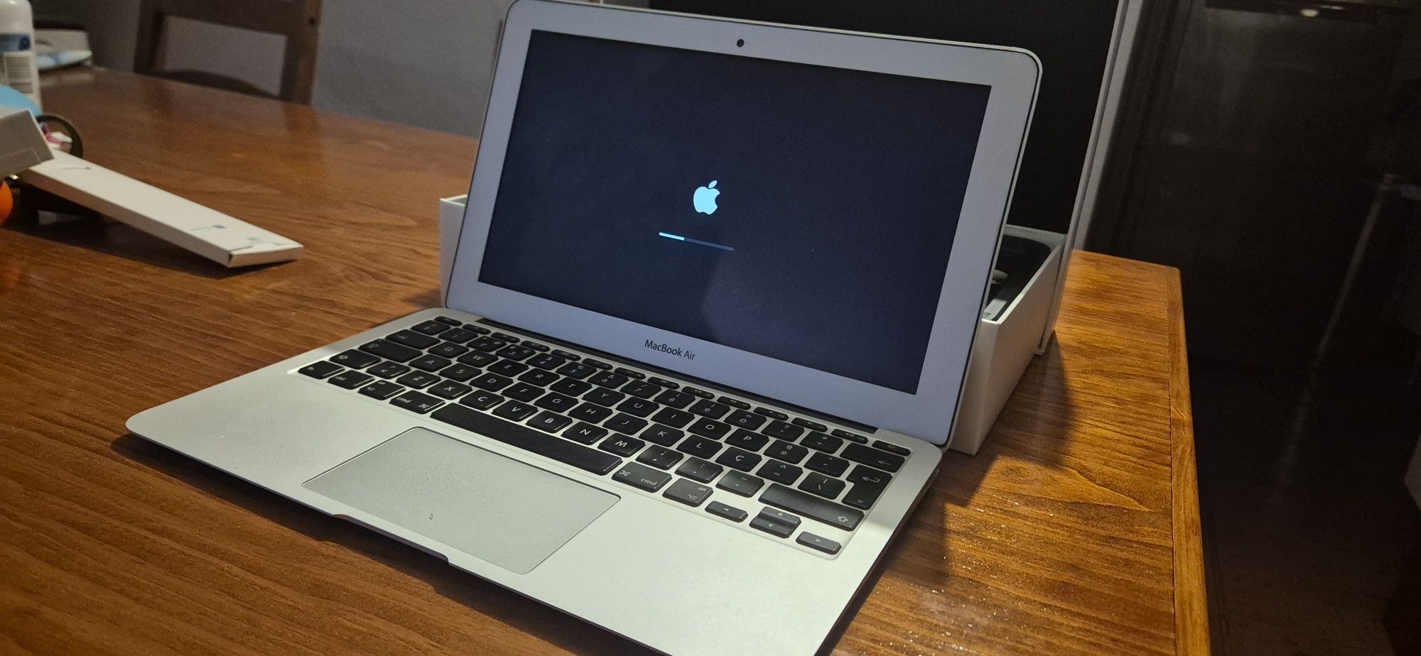 Macbook air 11 com acessórios