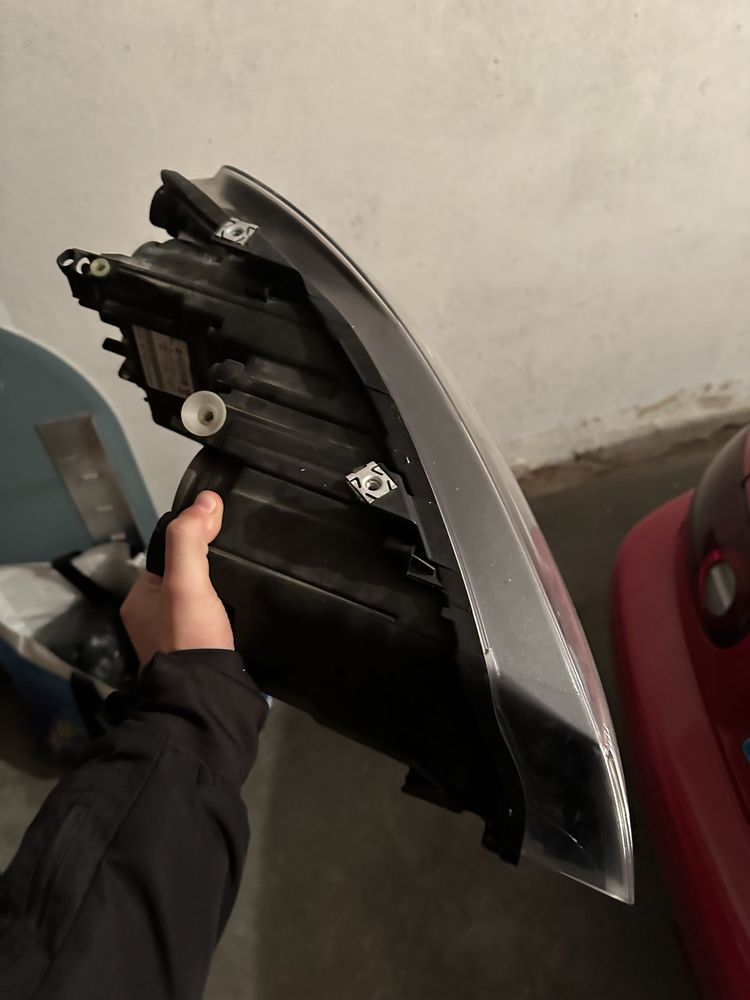 Farolim/ otica esquerda volkswagen polo 2014-17
