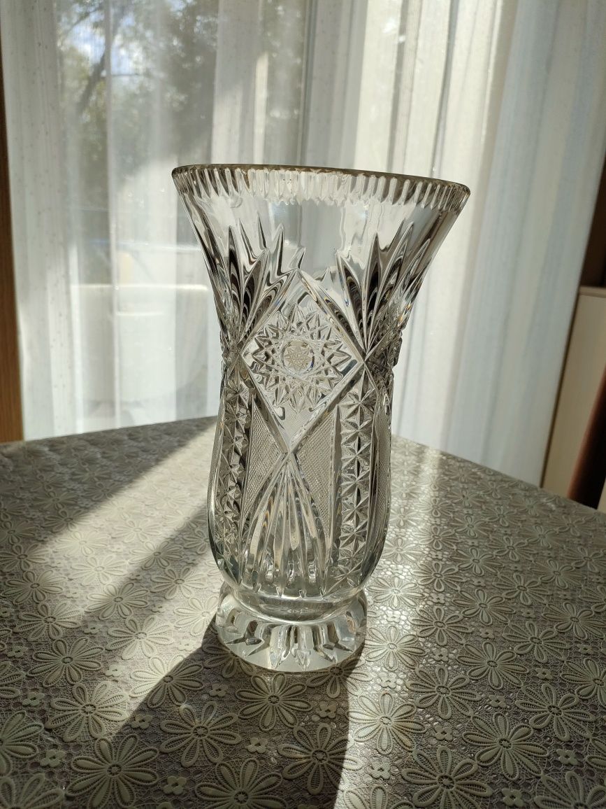Kryształ  - wazon, produkcja z czasów PRL-u