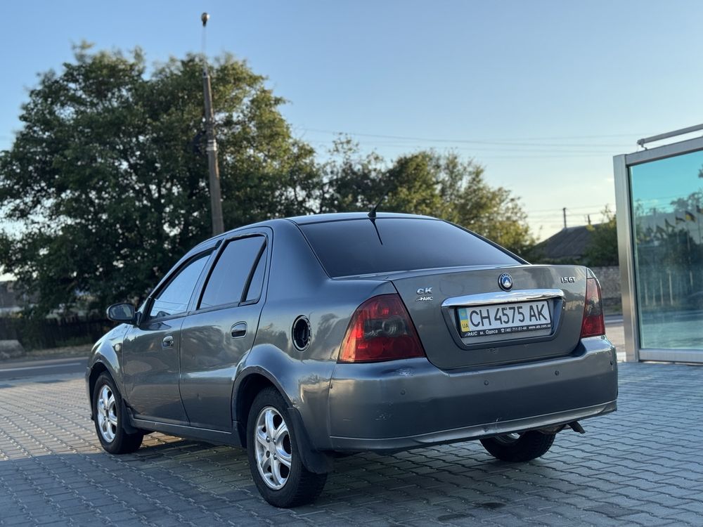 Продам GEELY CK в хорошем состоянии