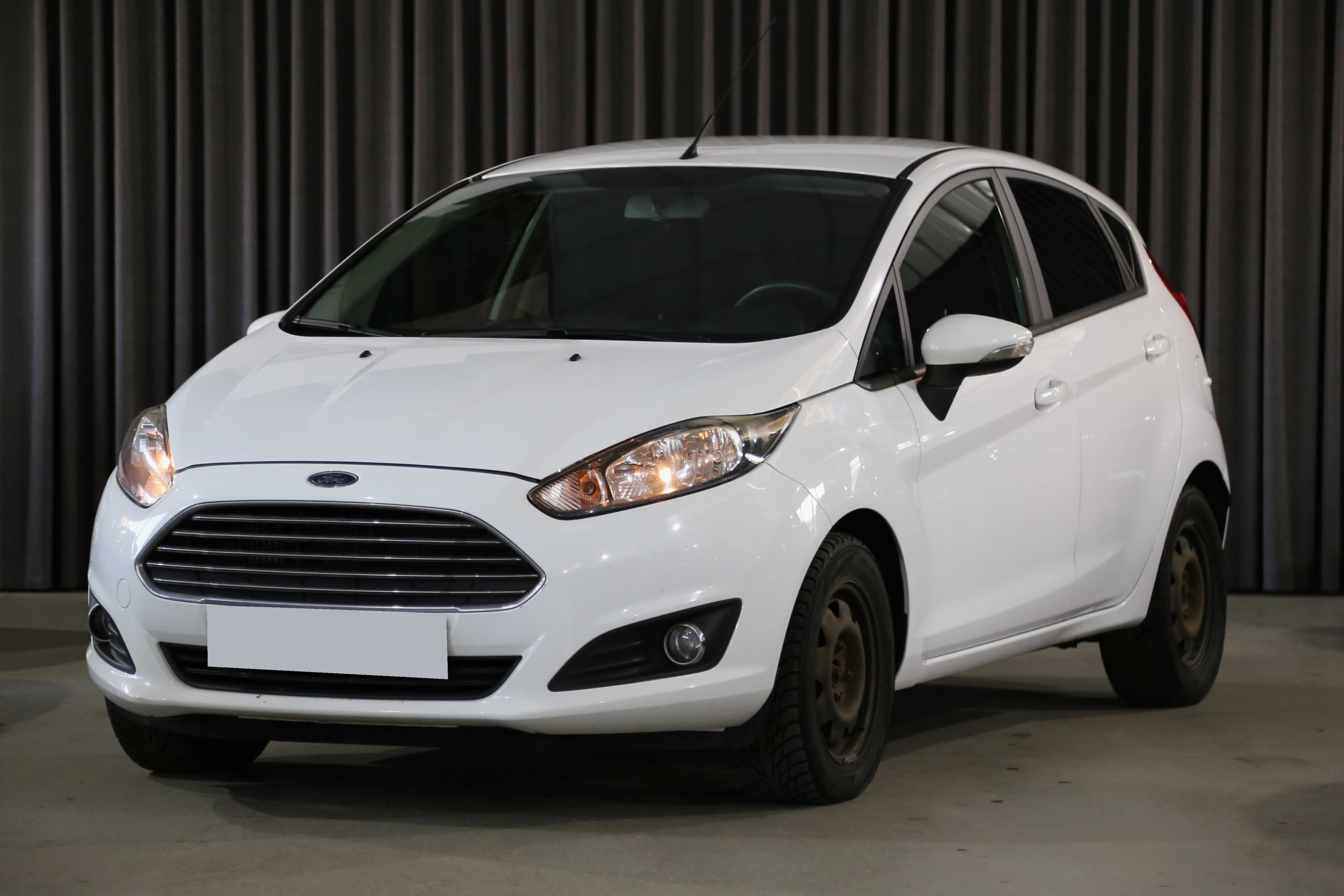 Офіційний Ford Fiesta 2015 року