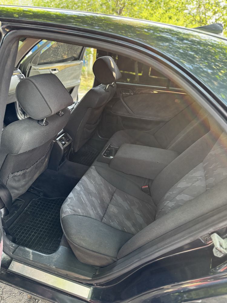 Mercedes-Benz W210 2.2 CDI 1999р 6ступка ELEGANCE