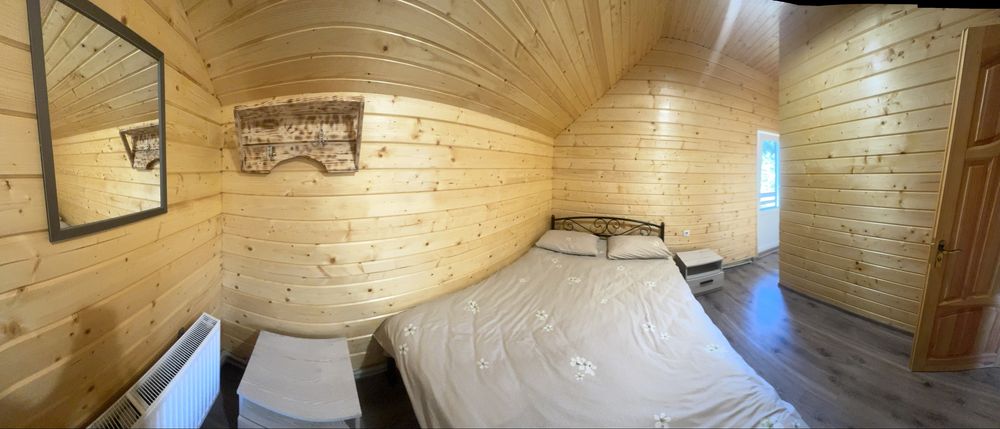 Славсько у центрі будинок! Без власників!Чан !Подова оренда житла!