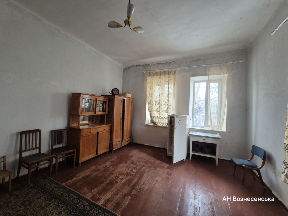 Велика квартира в центрі вільне планування