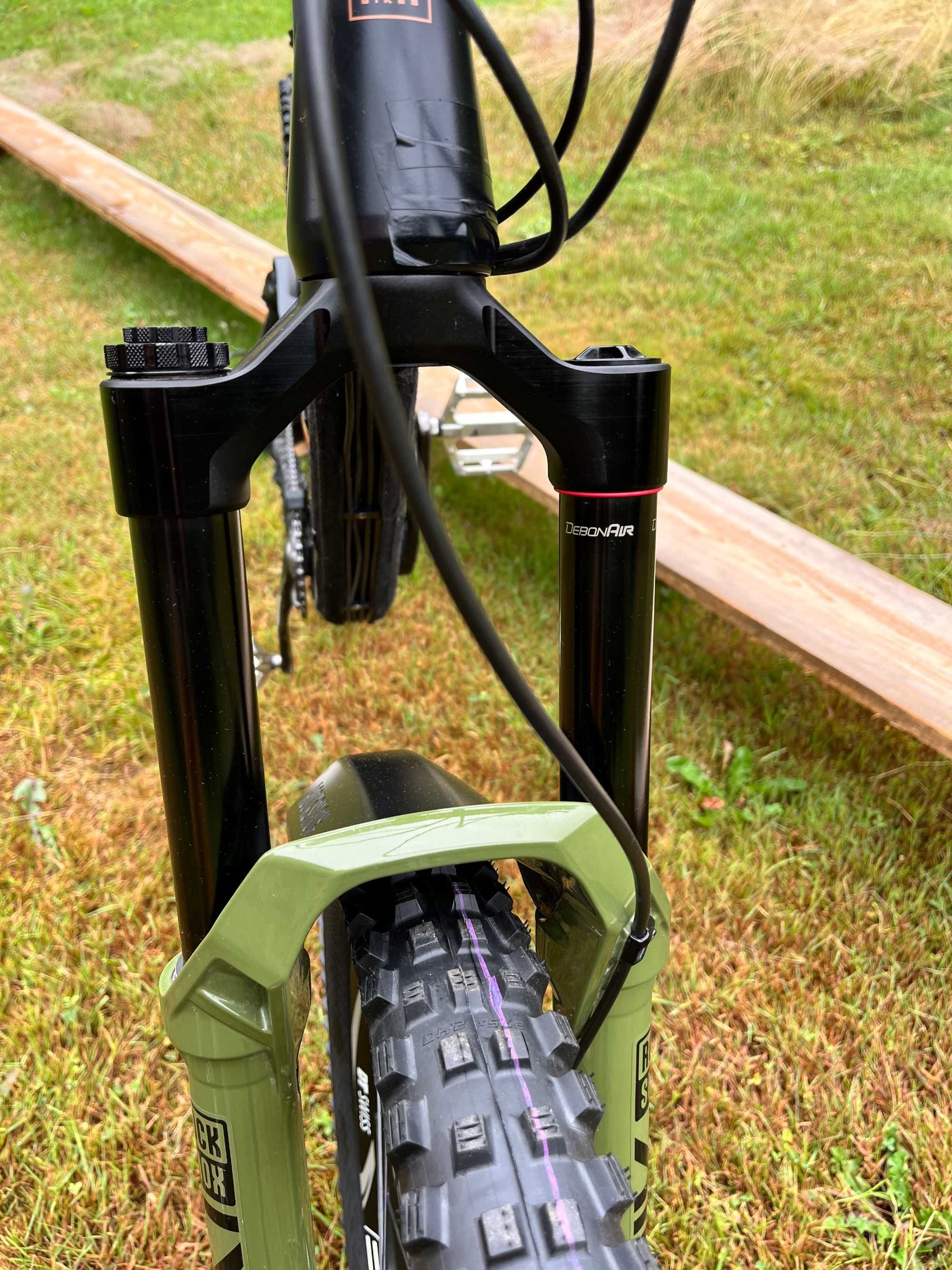 NS Define 160 L, ROCK SHOX Lyrik Ultimate, XTR, DT Swiss, Fox Factory