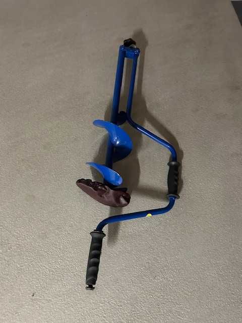 Świder do lodu dla wędkarzy