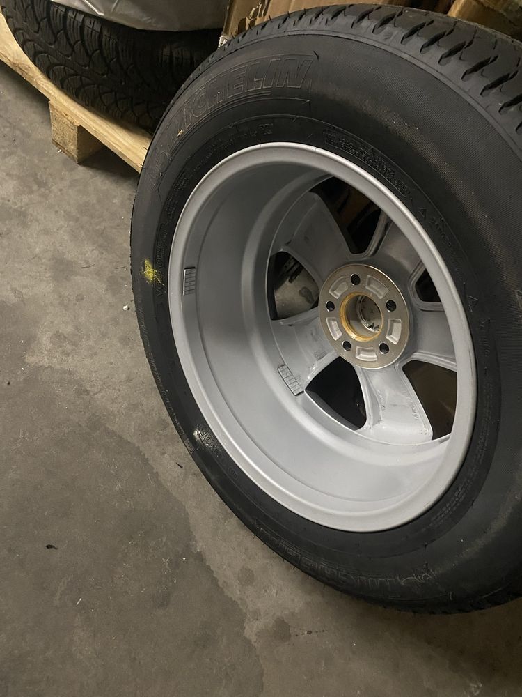Nowe nie używane kola VOLVO XC 235/60R17