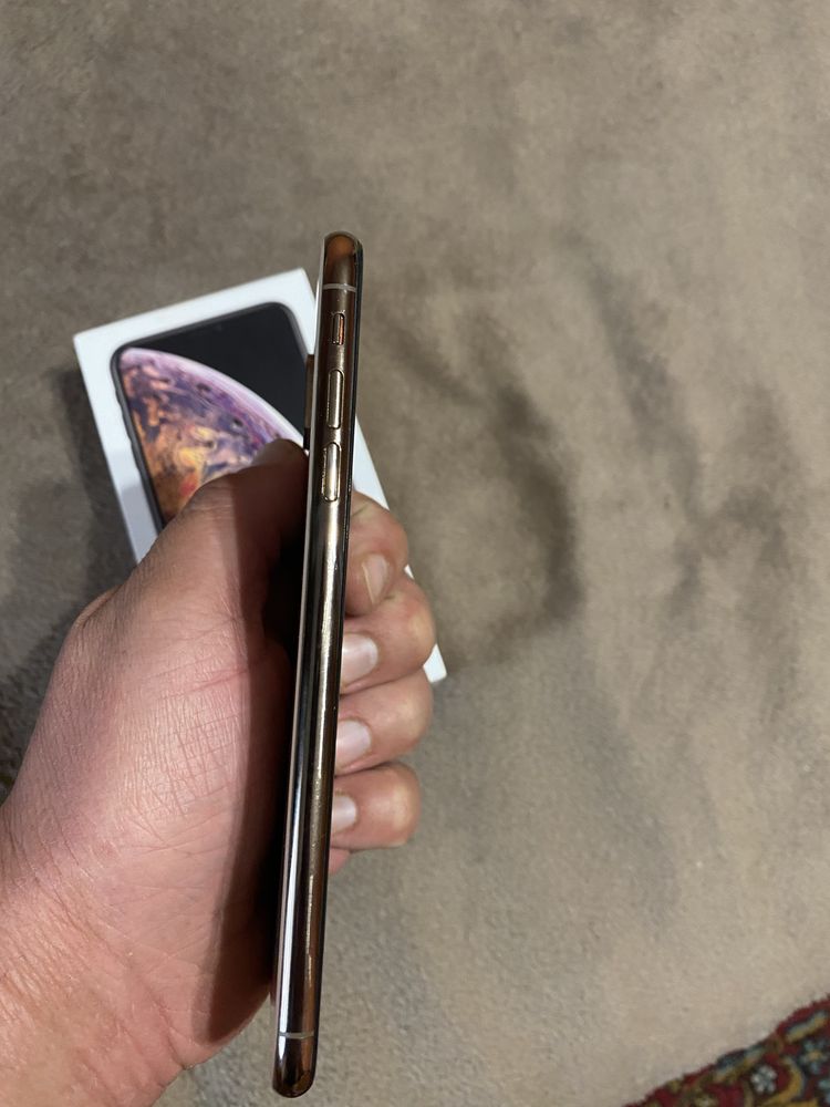 iPhone Xs Max 64 GB Gold