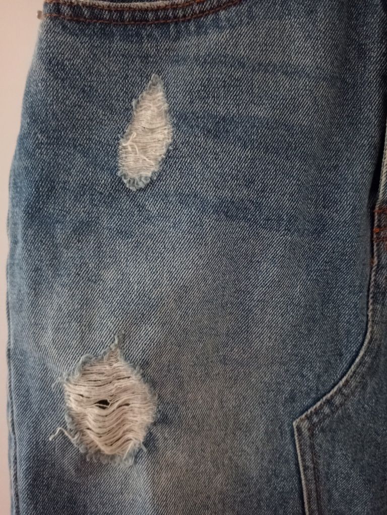 Mini spódniczka jeansowa z przetarciami BIK Bok # XS
