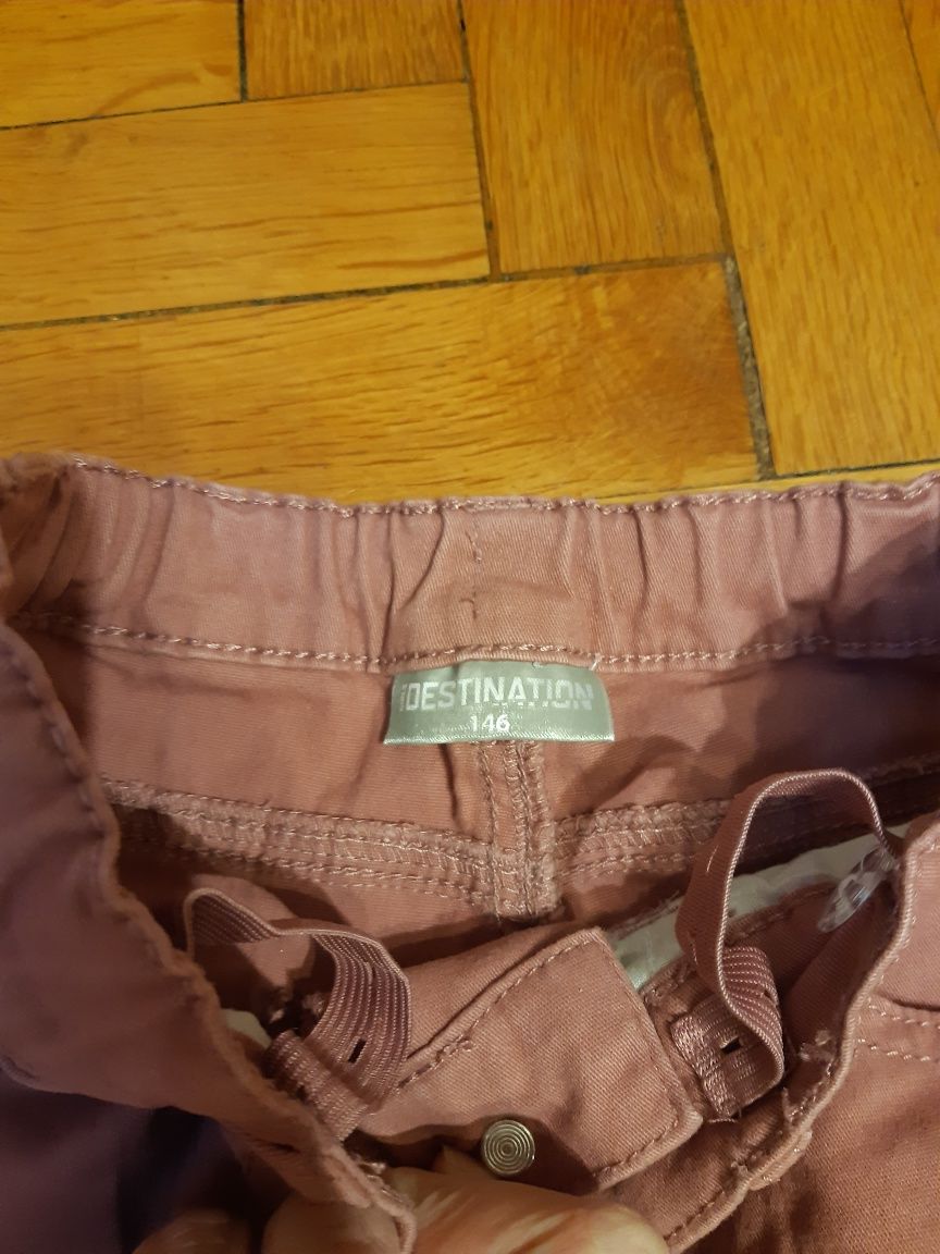 Spodnie jeans dla dziewczynki 134